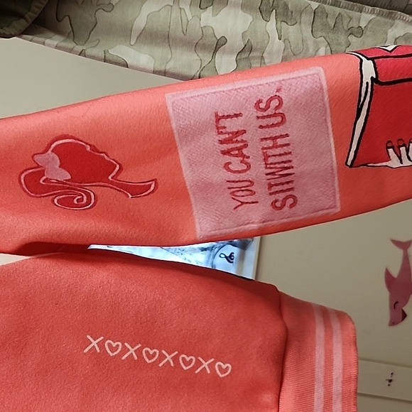 Women pink varsity jacket - Picture 6 of 7